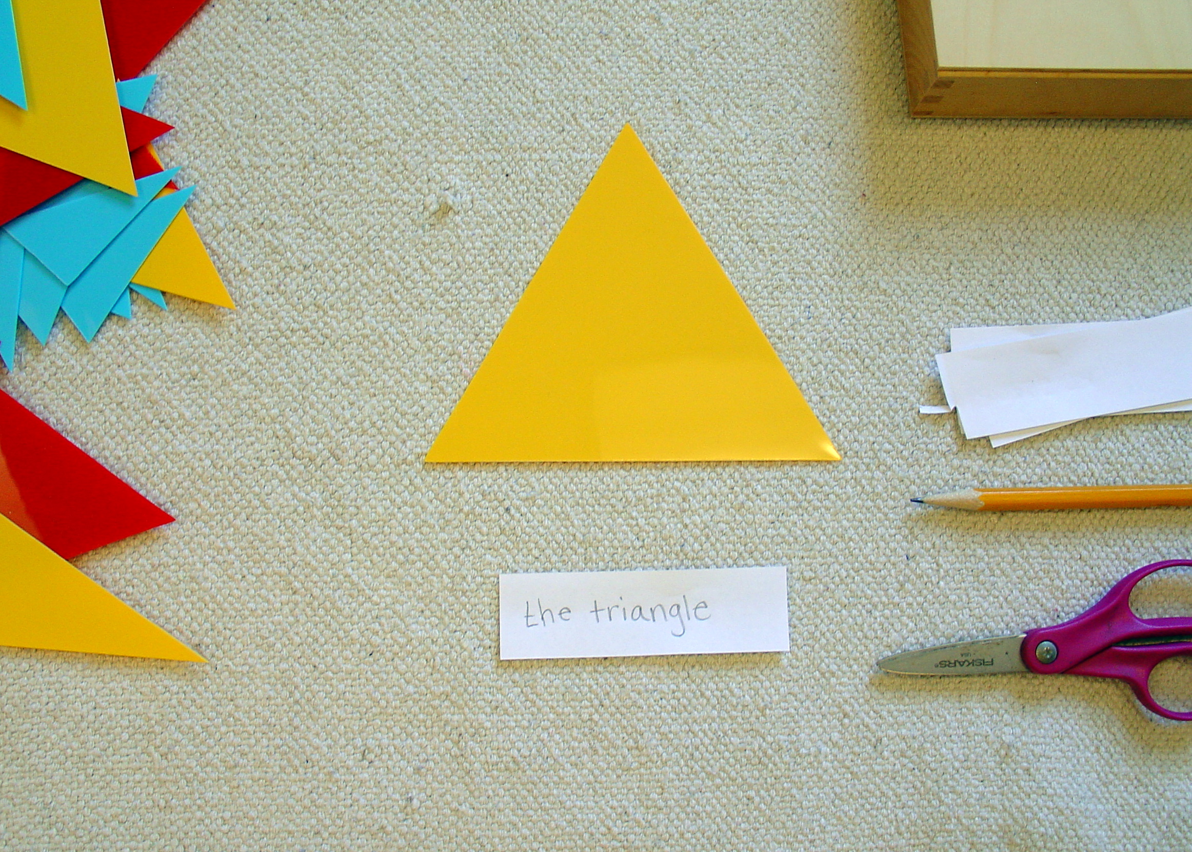 File Detective Adjective Game 2 Jpg Montessori Album