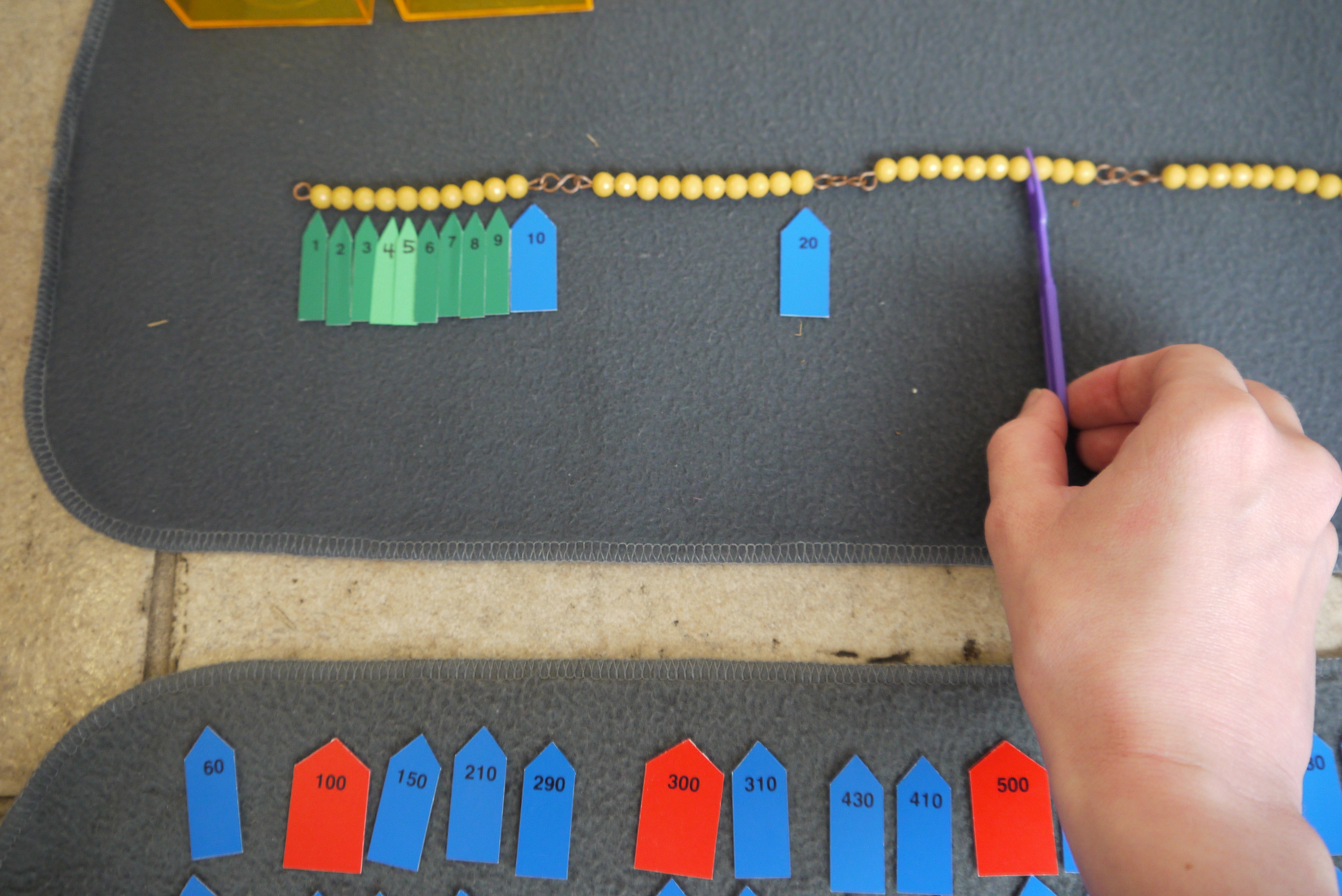 File:Thousand Chain 10.JPG - Montessori Album