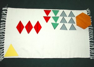 File:Small Hex Box 3.JPG - Montessori Album