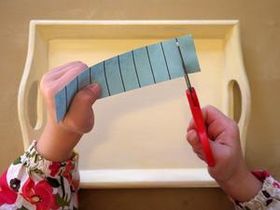 Paper Cutting 2-3.JPG